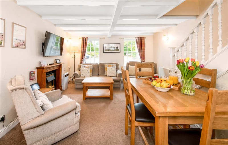 Pine Tree Lodge, Thirsk sleeps 4 people