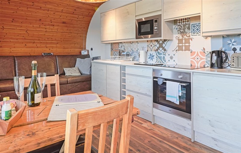 Potbelly, Westward Ho! sleeps 4 people