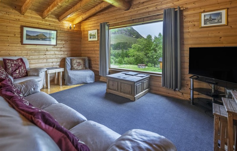 Sunset House, Pitlochry sleeps 4 people