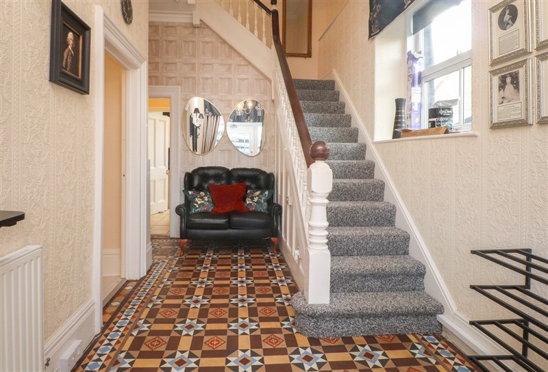 The Causeway, Llandudno, Conwy sleeps 16 people