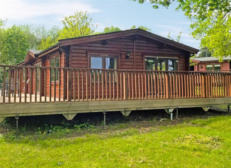 The Fairways, Kenwick, near Louth has a hot tub