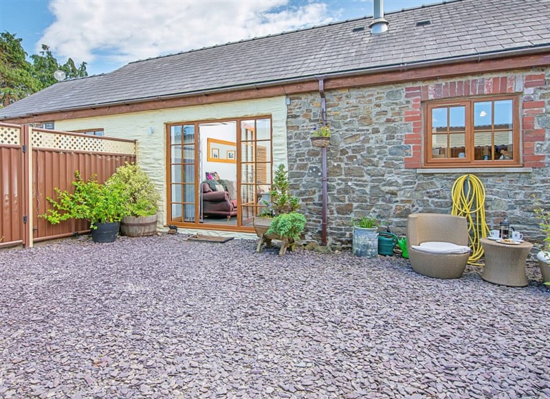 The Gatehouse View, Llandysul has a hot tub
