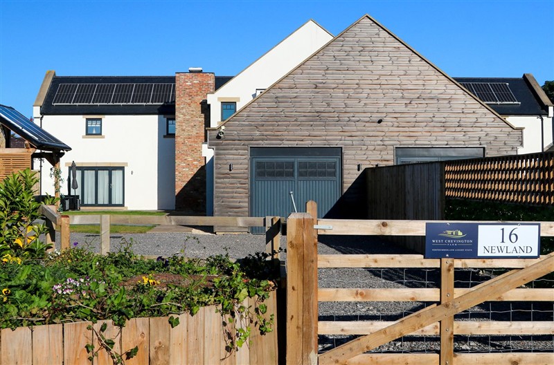 The Newland, Widdrington, Northumberland sleeps 8 people