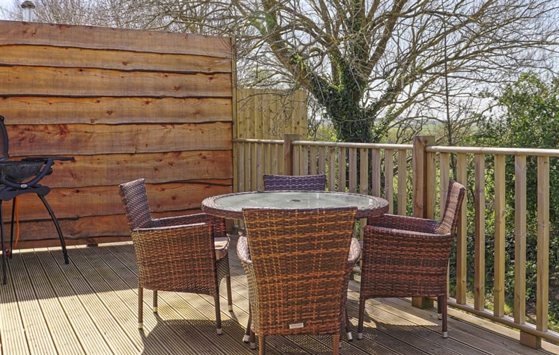 The Pig on the Hill - Tamworth, Westward Ho! sleeps 4 people