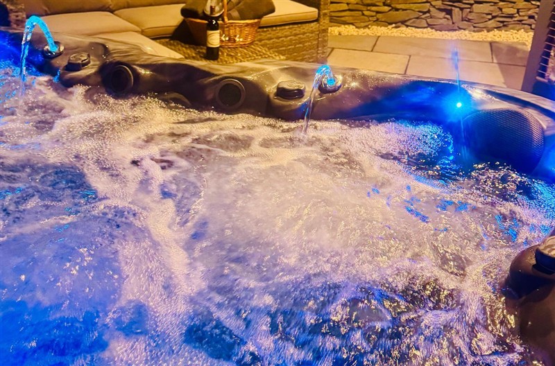 The Steading, Terregles near Dumfries, Dumfries & Galloway sleeps 6 people