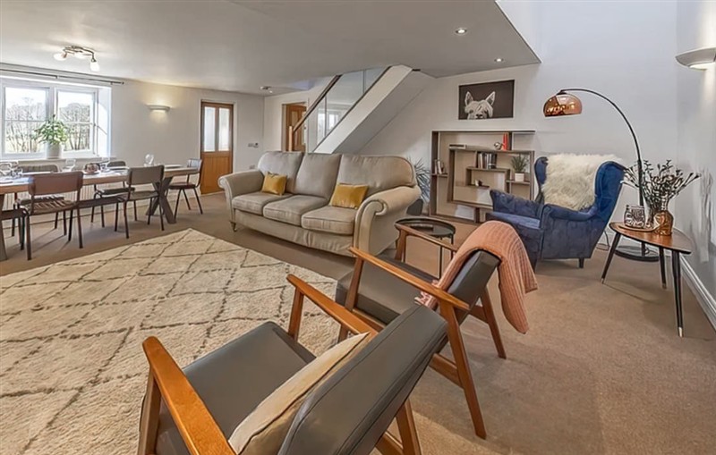 Ty Cerrig Barn, Corwen sleeps 8 people