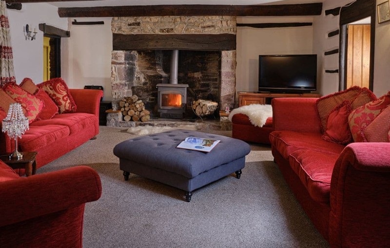 West Anstey Farmhouse, West Anstey sleeps 21 people