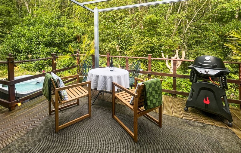 Woods & Water, Staithes sleeps 2 people